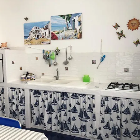 Holiday home Il Girasole 2