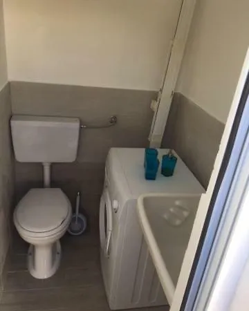 Holiday home Il Girasole 2 *